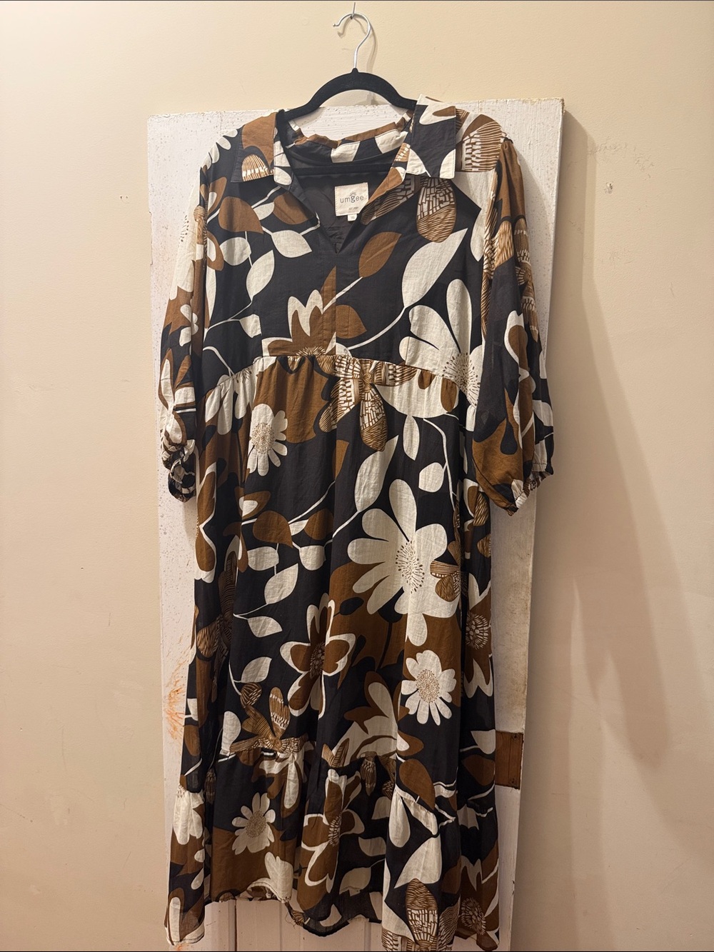 Umgee Black Brown Cream Floral Midi Dress